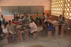 benin4025 benin4025
