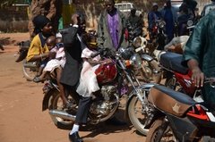benin4504 benin4504