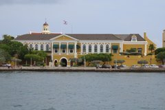 curacao1037