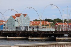 curacao1065