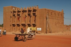 mali4002