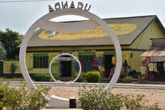 uganda1003