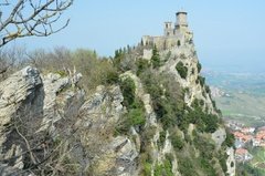san-marino1004
