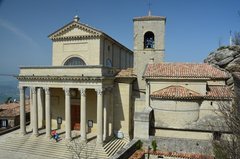 san-marino1054