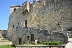 san-marino1084